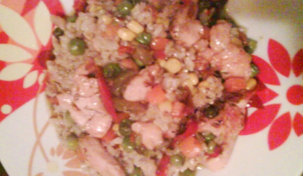 Ориз със зеленчуци и пилешко на фурна