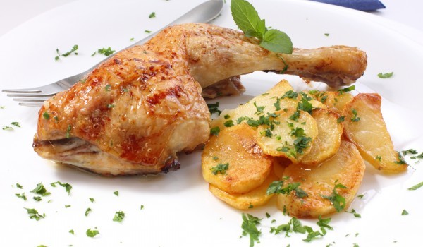 Пиле на фурна с картофи
