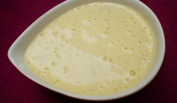 Сос с кисело мляко и горчица