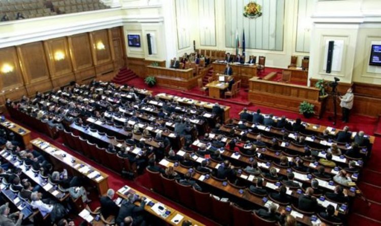 Депутатите обсъждат сигурността на закрито заседание