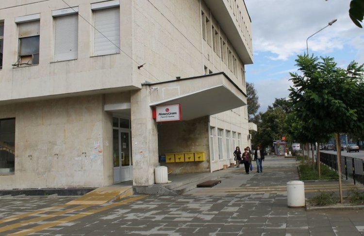 Възстановиха откраднатата пенсия на 85-годишен учител от Димитровград