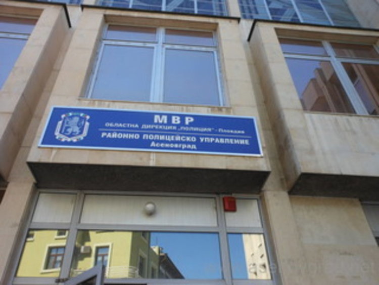 Моторист е в болница след катастрофа на пътя Пловдив - Асеновград