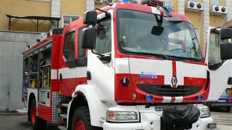Техническа неизправност предизвика пожар в жилищен блок