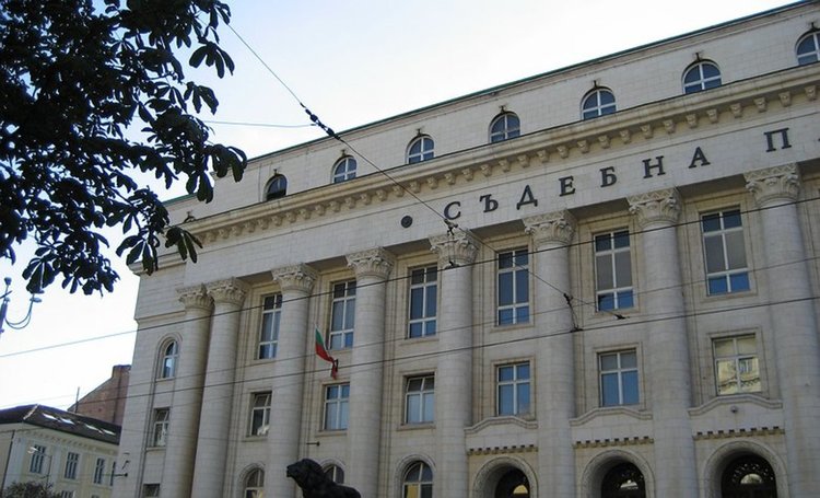 Проверяват собствениците на скъпи имоти и луксозни коли