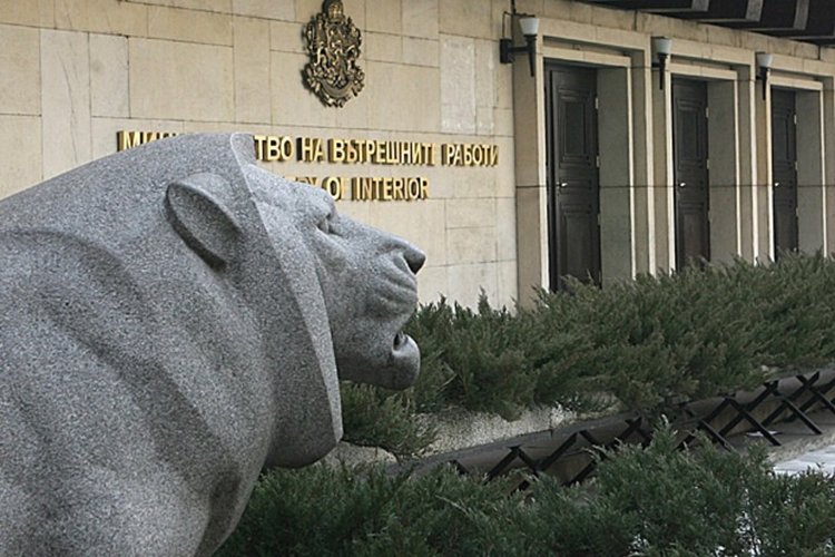 Позвънете на 112, ако ги видите!