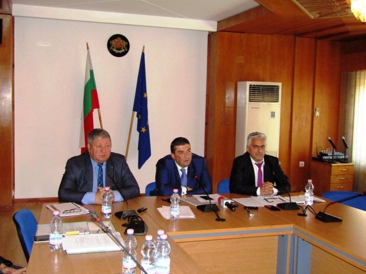 Какво отчете за година работа областният управител Недялко Славов