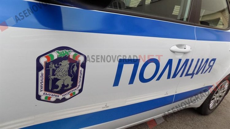 Полицията разследва кражба на златни накити