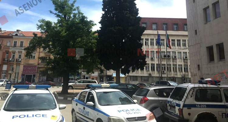Пиян и надрусан шофьор предизвика катастрофа край Асеновград, вкара млада жена в болница