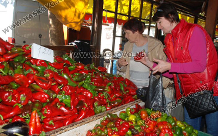 Масово пазаруване в сезона на зимнината
