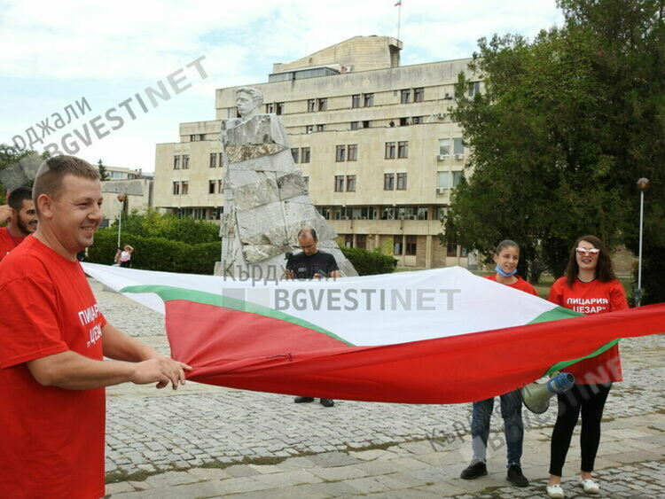 КНСБ и „Подкрепа” се включват в протеста на ресторантьорите в Кърджали