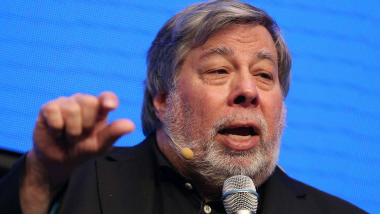 И Возняк призна - в iPhone 13 няма нищо ново