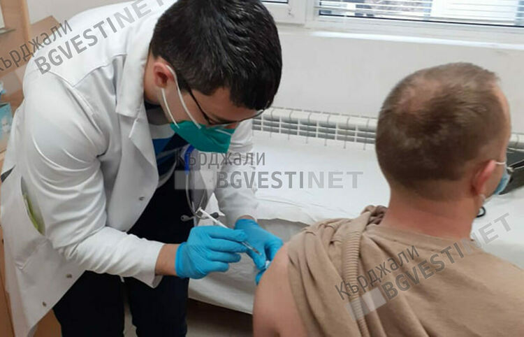 Безпрецедентно! Нито един ваксиниран в областта през вчерашния ден