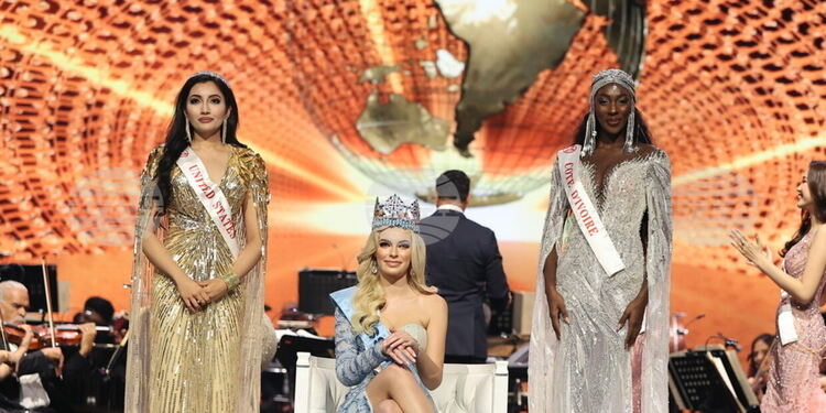 Полякинята Каролина Белявска e "Мис Свят"