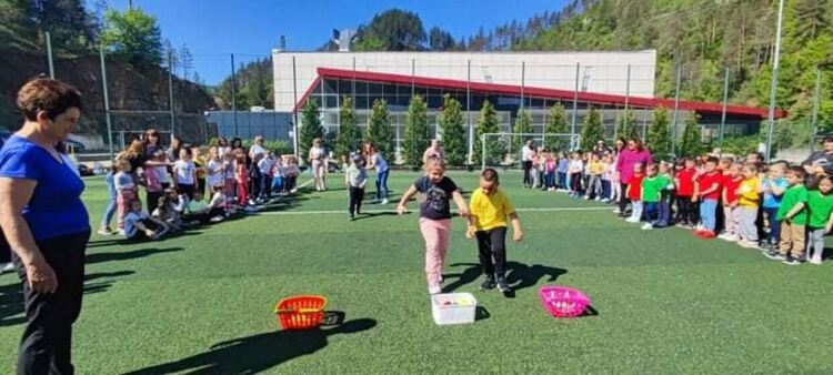 В Мадан организираха спортен празник за най-малките