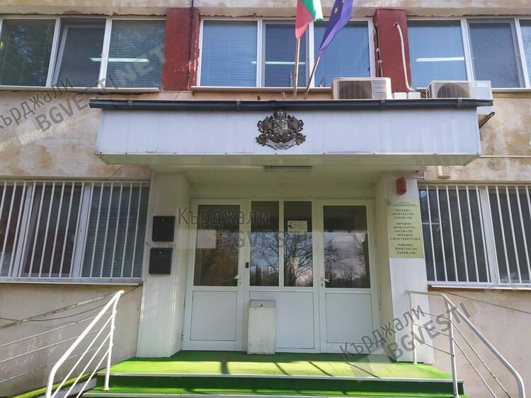 Разследват  дрогиран грък, на Маказа крил наркотика в гащите си