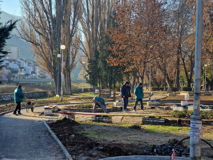 Монтираха 24 камери в парка на Лятното кино и "Кучешкия парк"