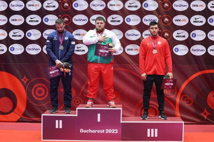 Скандал в борбата преди олимпиадата