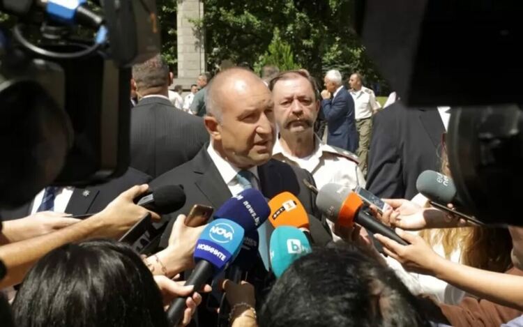 Президентската република е мечта на наивници и шарлатани