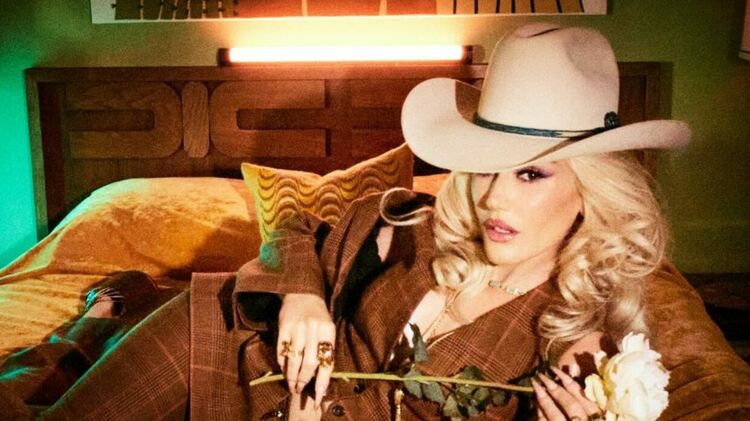 Gwen Stefani ще поднесе музикален „Букет“ с нов албум