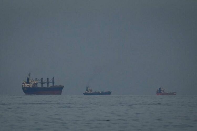 САЩ обявиха 5-дневна пауза на атаките срещу Иран