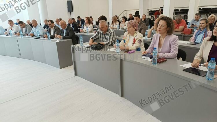 Сесия на местния парламент в Кърджали с дневен ред от 20 точки ще се проведе в петък