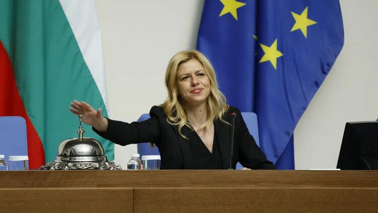 Народното събрание реши президентските избори да са на 25 октомври