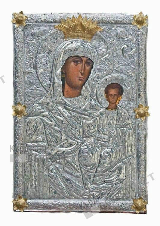 Чакат чудотворната икона на Света Богородица „Златна ябълка“ в Крумовград