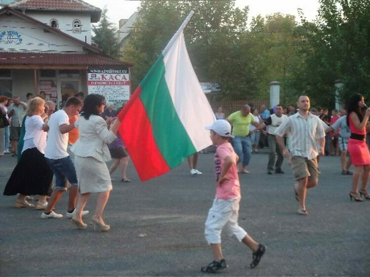 Почитаме Богородица с голям събор в кв.“Гледка“ в Кърджали