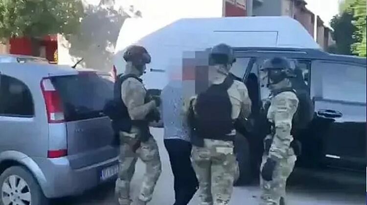 Латвия откри тунел за незаконно преминаване на границата от Беларус