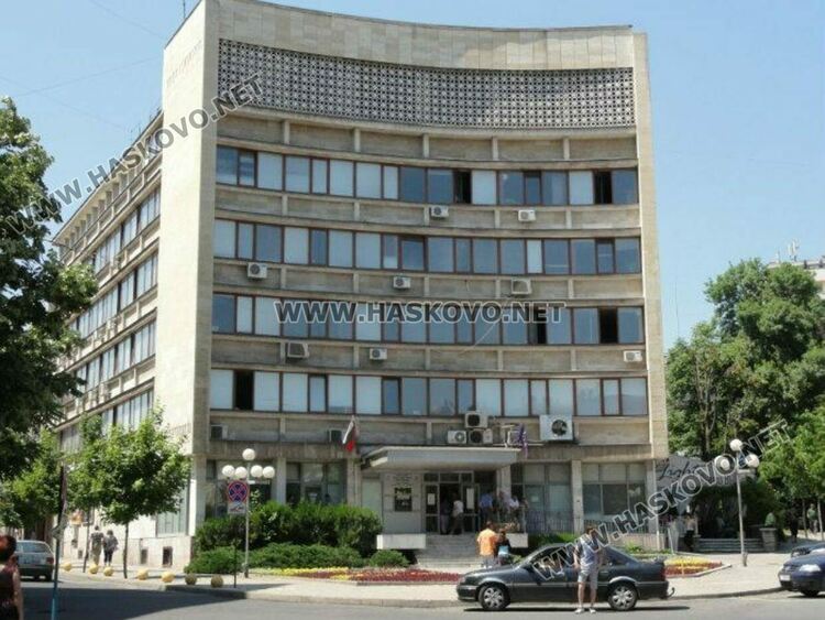 НАП Хасково издаде близо 5 000 нови ПИК от началото на годината
