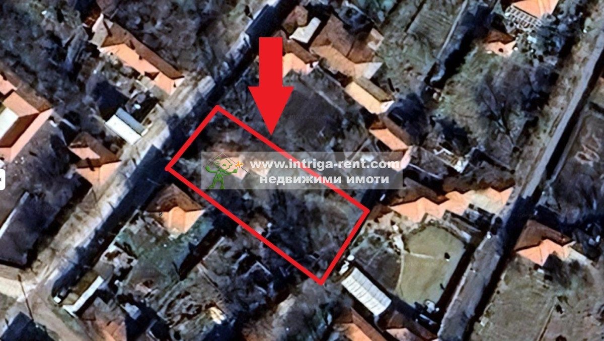 №4064 Стара едноетажна къща и парцел за продажба в село Гарваново, Хасково.