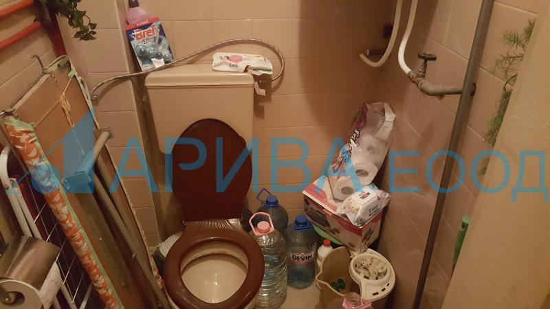 Етаж от къща с двор до Градска градина Хасково