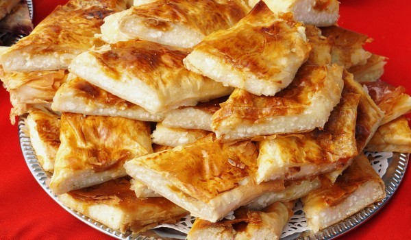 Баница със сирене и кашкавал