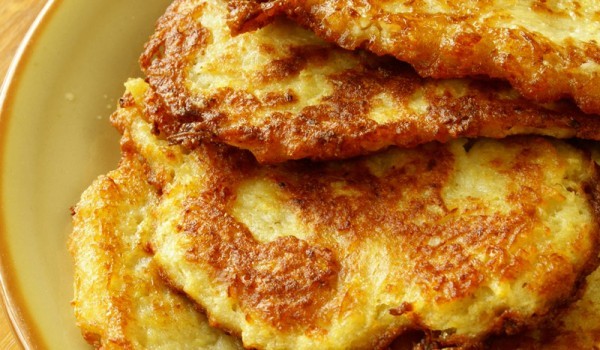 Картофени палачинки със сирене